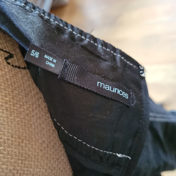 Maurices black skirt sz 5/6 - Picture 3 of 3